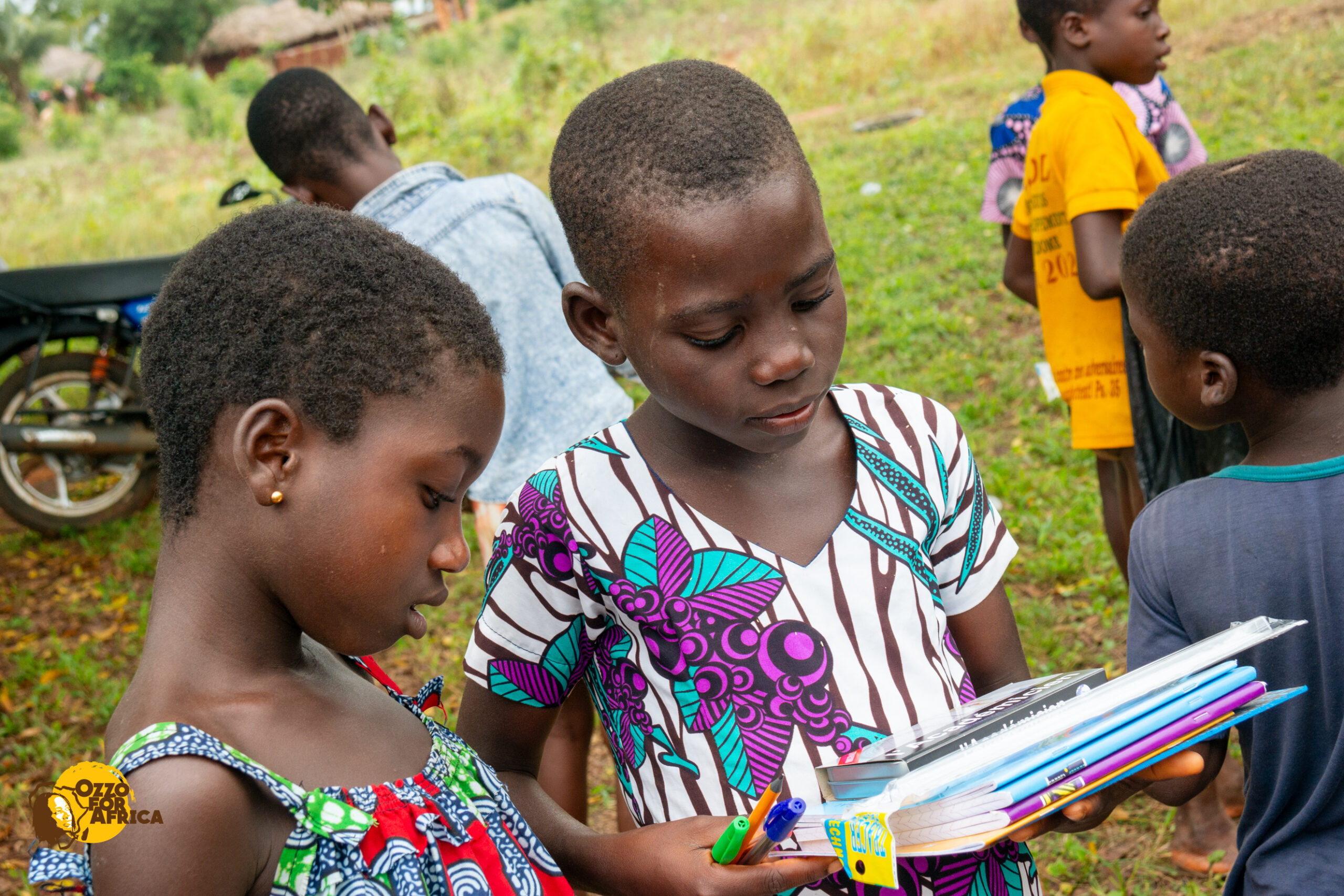 Équipe de bénévoles Ozzo for Africa